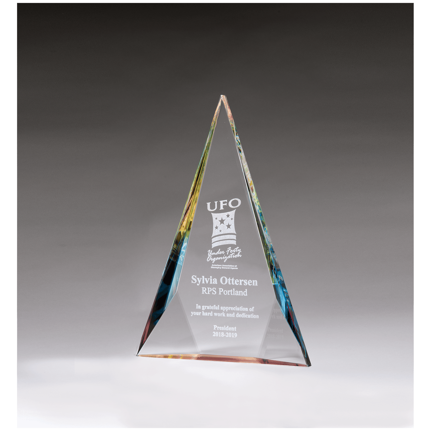 7 3/4" x 11" x 1 1/8" Diamond Series Crystal with Prism-Effect